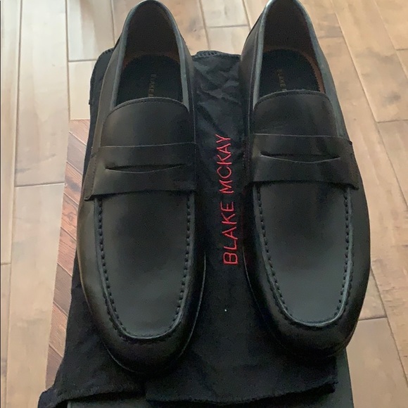 Blake McKay Skyler Black Loafer - Picture 2 of 11